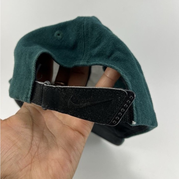 Green Baseball Cap - Picture 6 of 7